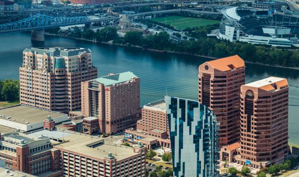 RiverCenter I: 50 E Rivercenter Blvd, Covington, KY 41011